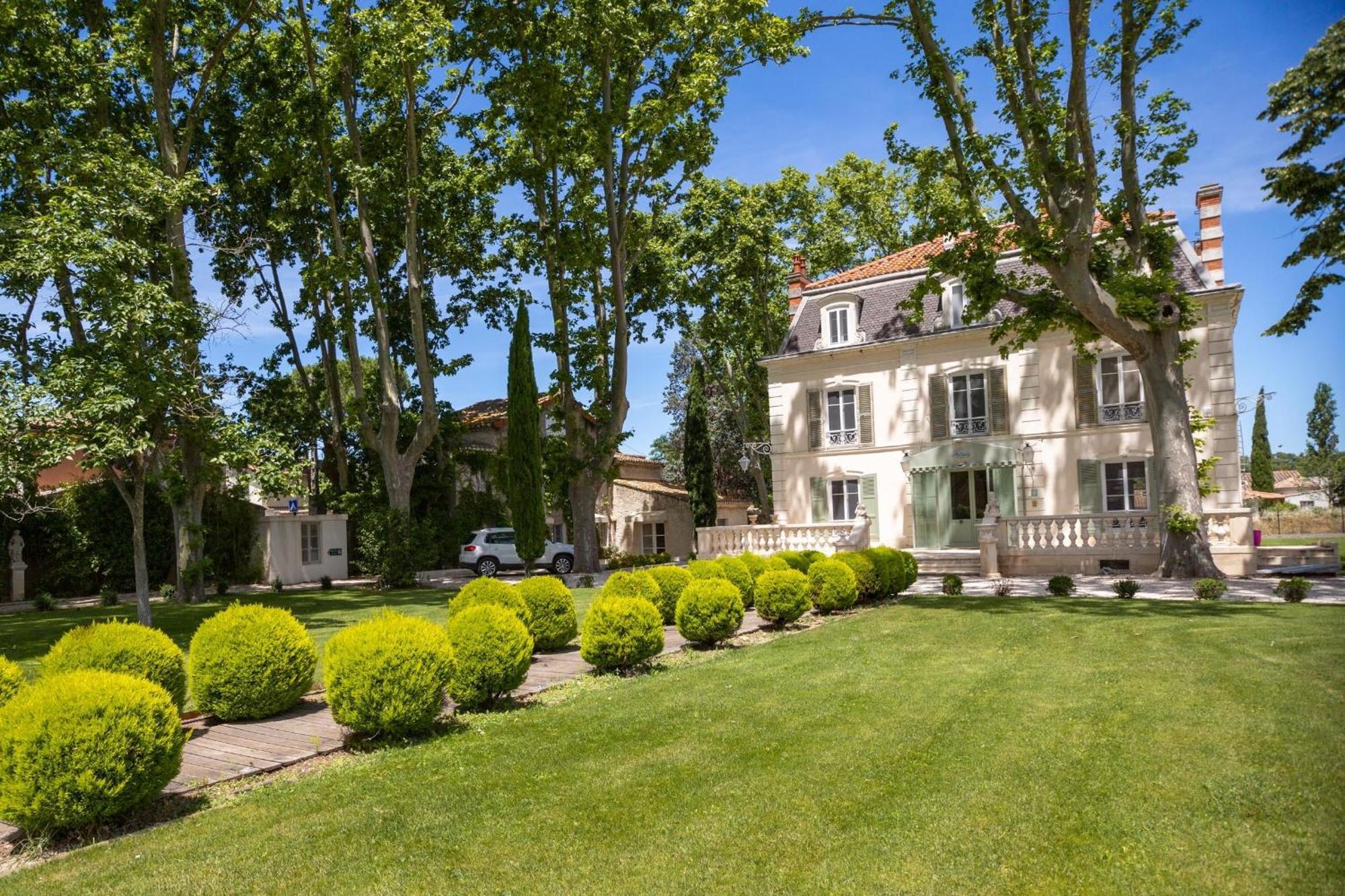 Les Frenes En Provence-Chateau Zen Авиньон Экстерьер фото